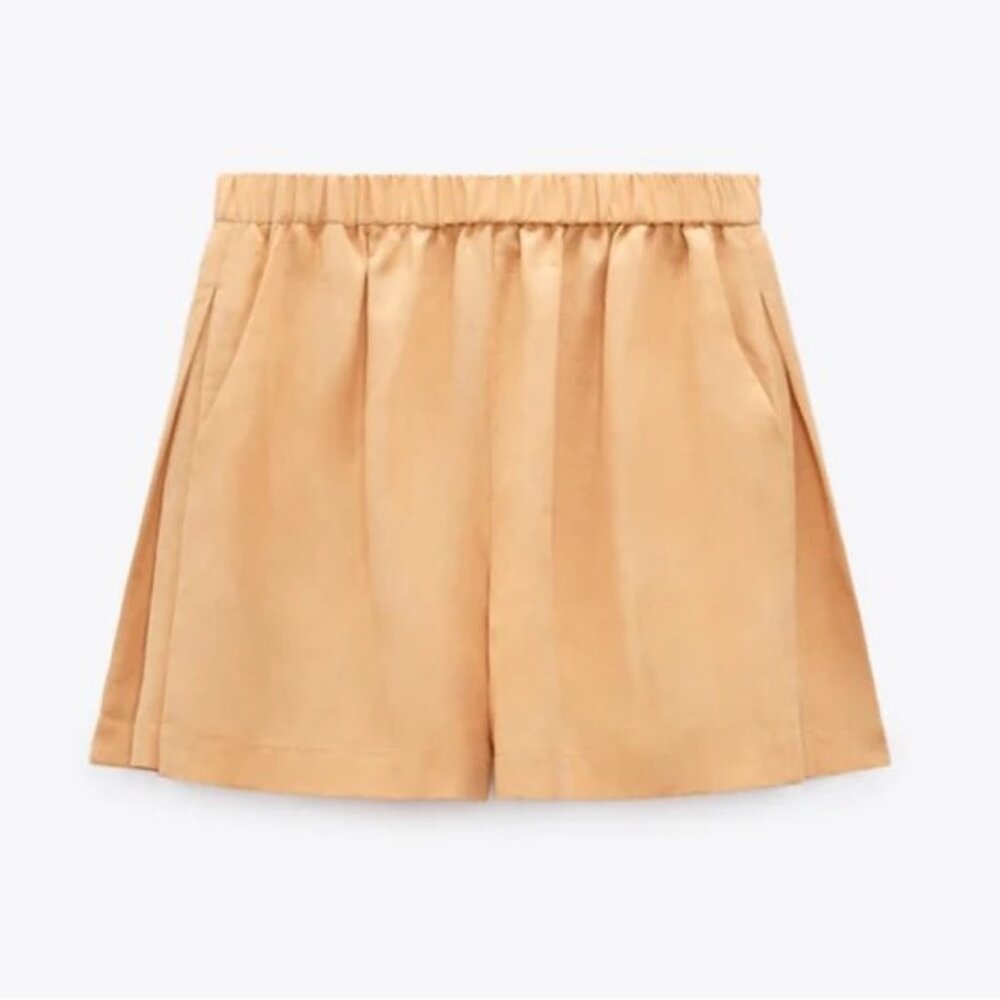 Zara Pleated Linen Blend Shorts in Apricot color Size M